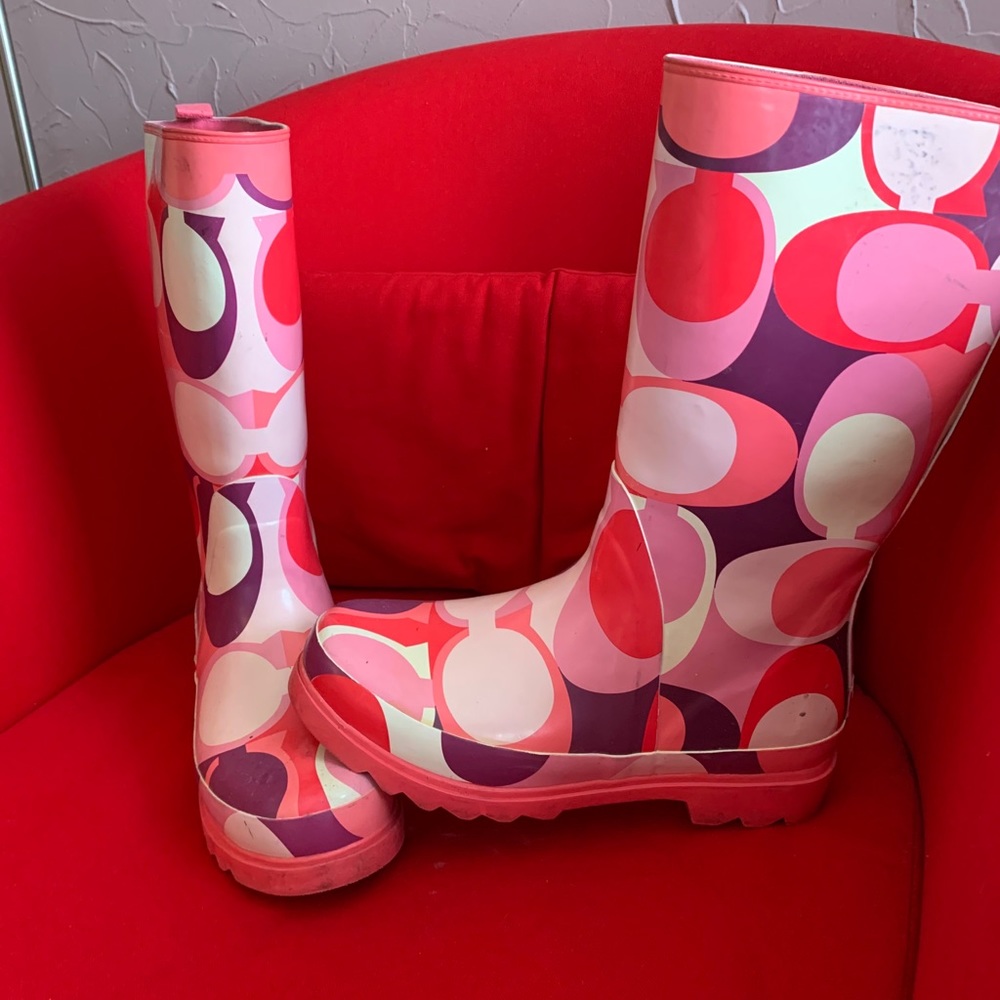Rain boots